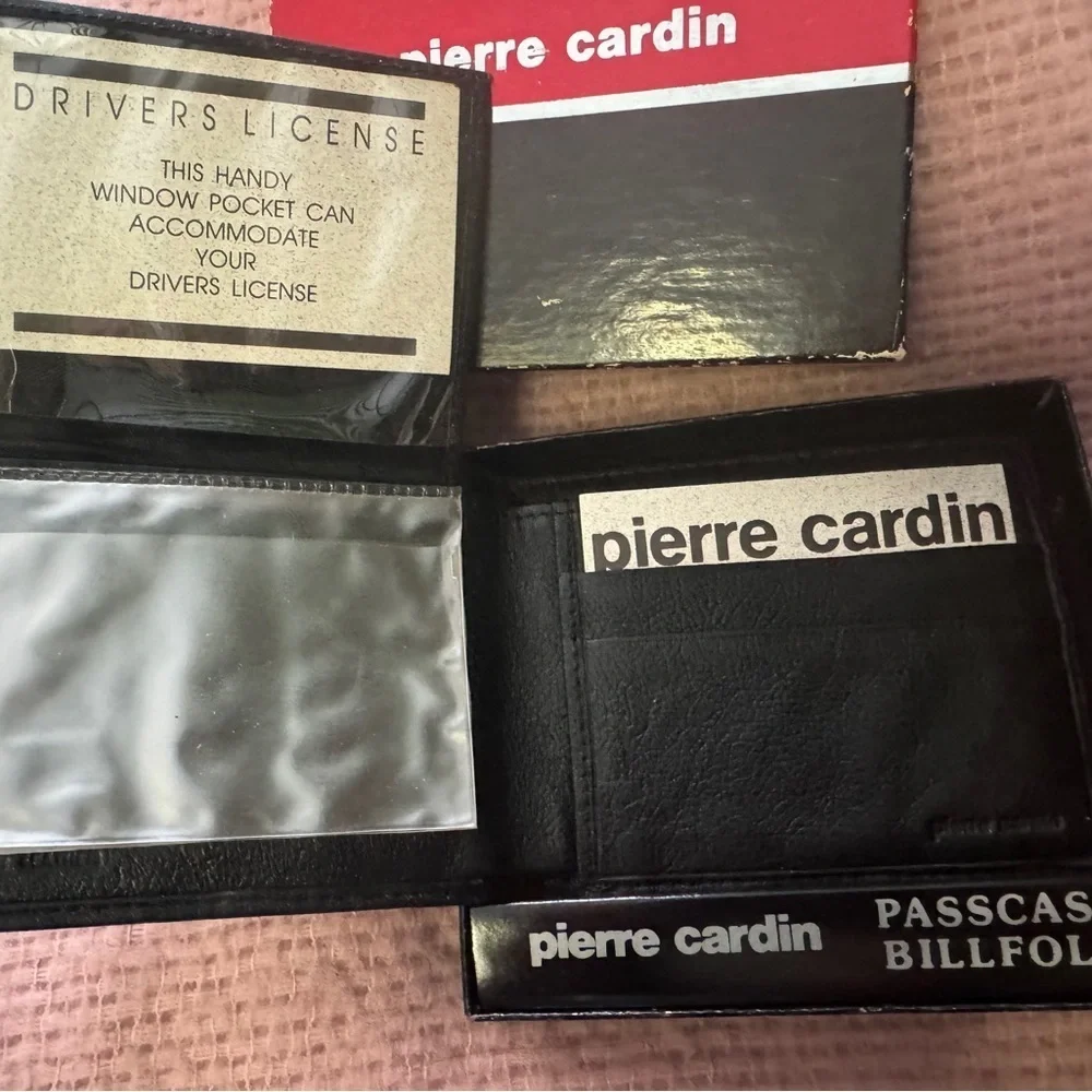 Never used Vintage Pierre Cardin Black Key and Card Holder